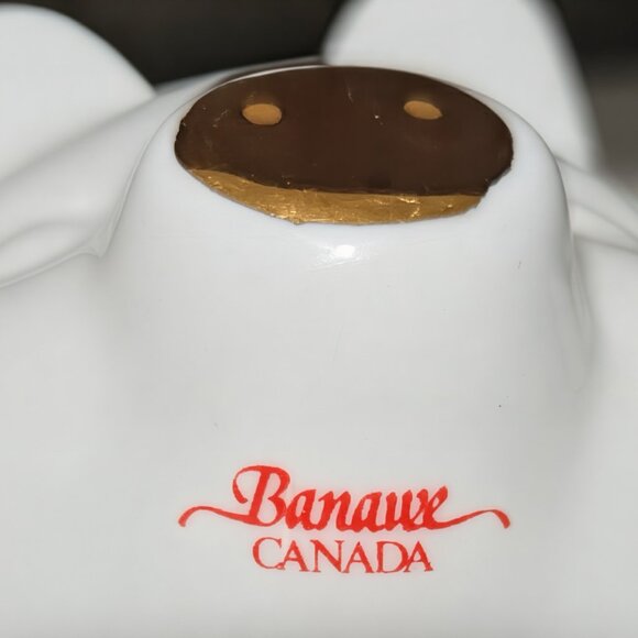 Pair of Porcelain Piggy Banks – 9.5 cm – One Marked Banaux Canada - Picture 2 of 4